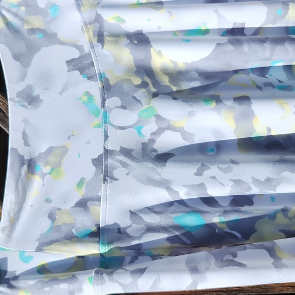 ⭐️TanJay Blue/Green Skirt - Picture 4 of 7